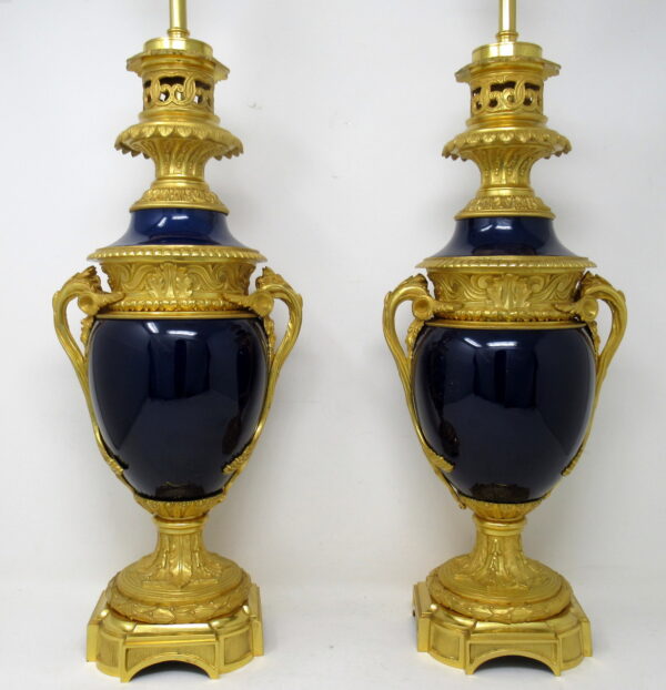 528. Antique Pair French Porcelain Ormolu Dore Bronze Electric Table Lamps 19cT