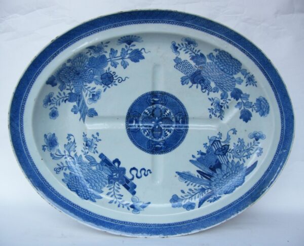 989. Rare Chinese Porcelain Fitzhugh Pattern Meat Platter 18th Ct