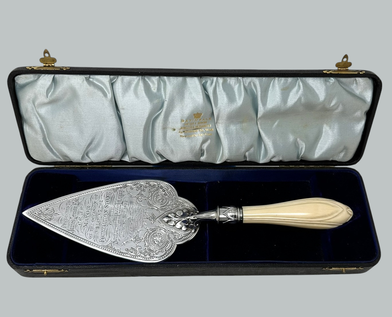 230. Antique English Sterling Silver Brick Layers Trowel Bone Handle Henry Wilkinson - Image 3