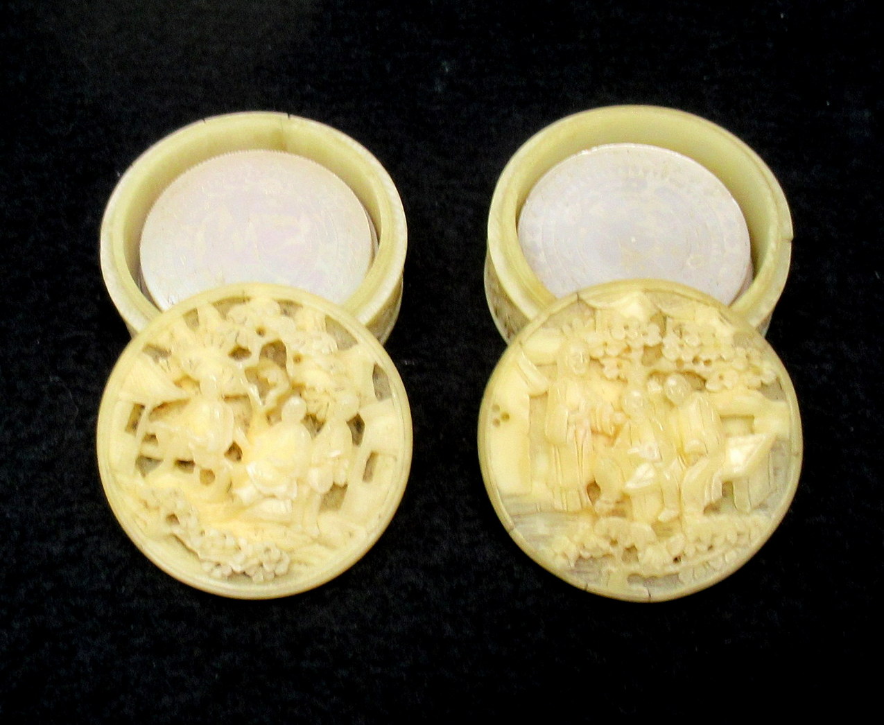 991. Collection Chinese Canton Carved Ivory Boxes with Mother Pearl Counters early 19thCt - Image 3