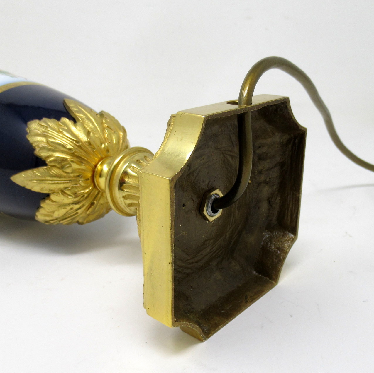 116. Pair Antique French Sèvres Porcelain Ormolu Gilt Bronze Dore Table Urn Lamps - Image 8