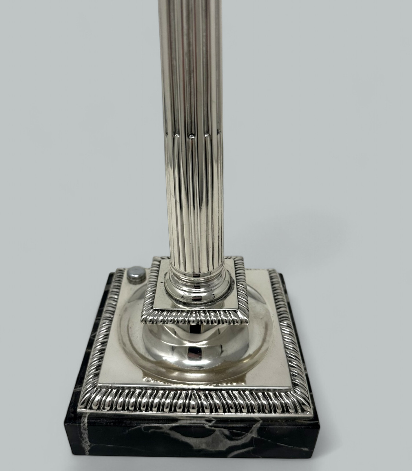 132. Antique Vintage English Sterling Silver Marble Corinthian Column Table Lamp 1900 - Image 3