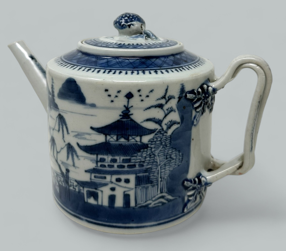 641. Antique Chinese Blue White Qing Dynasty Blue and White Teapot Important Provenance - Image 2