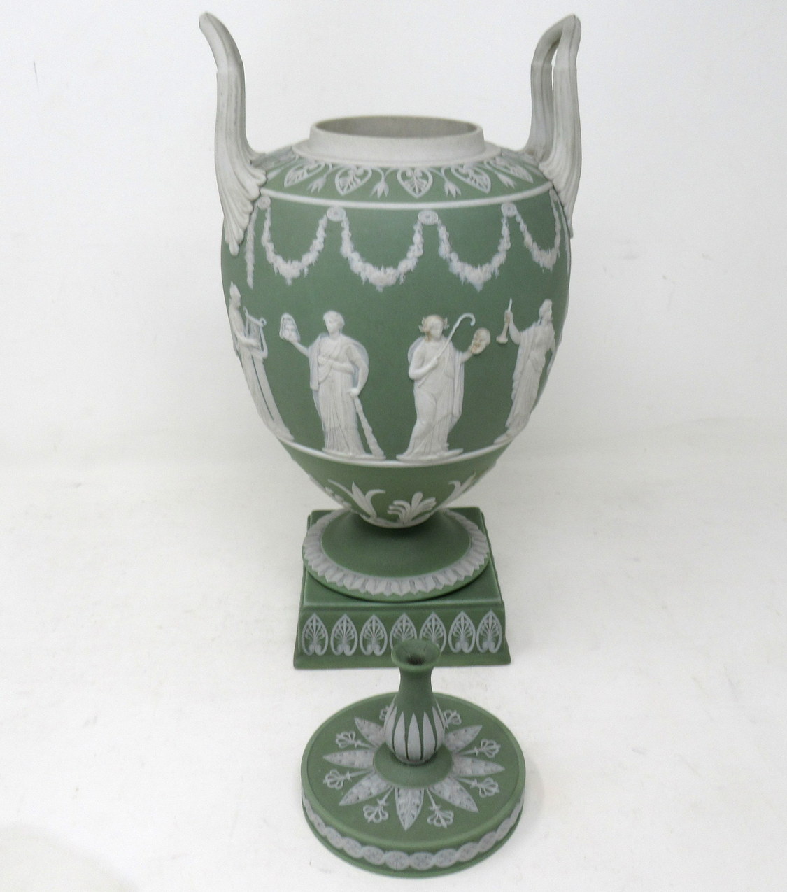 229. Antique Green Wedgwood Jasperware Ceramic Urn Vase after John Flaxman Cherubs - Image 5