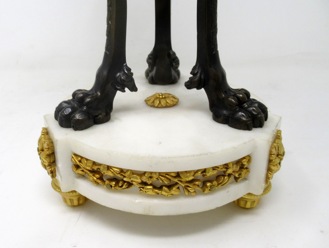 684. Antique Pair of French Ormolu Gilt Bronze White Cream Marble Urns Table Lamps - Image 14
