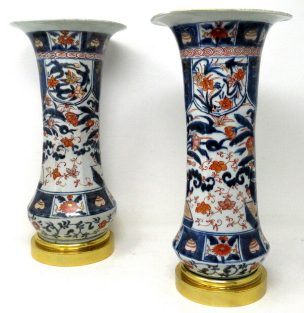 795. Antique Pair Japanese Chinese Imari Porcelain Ormolu Urns Vases Blue Red Gilt