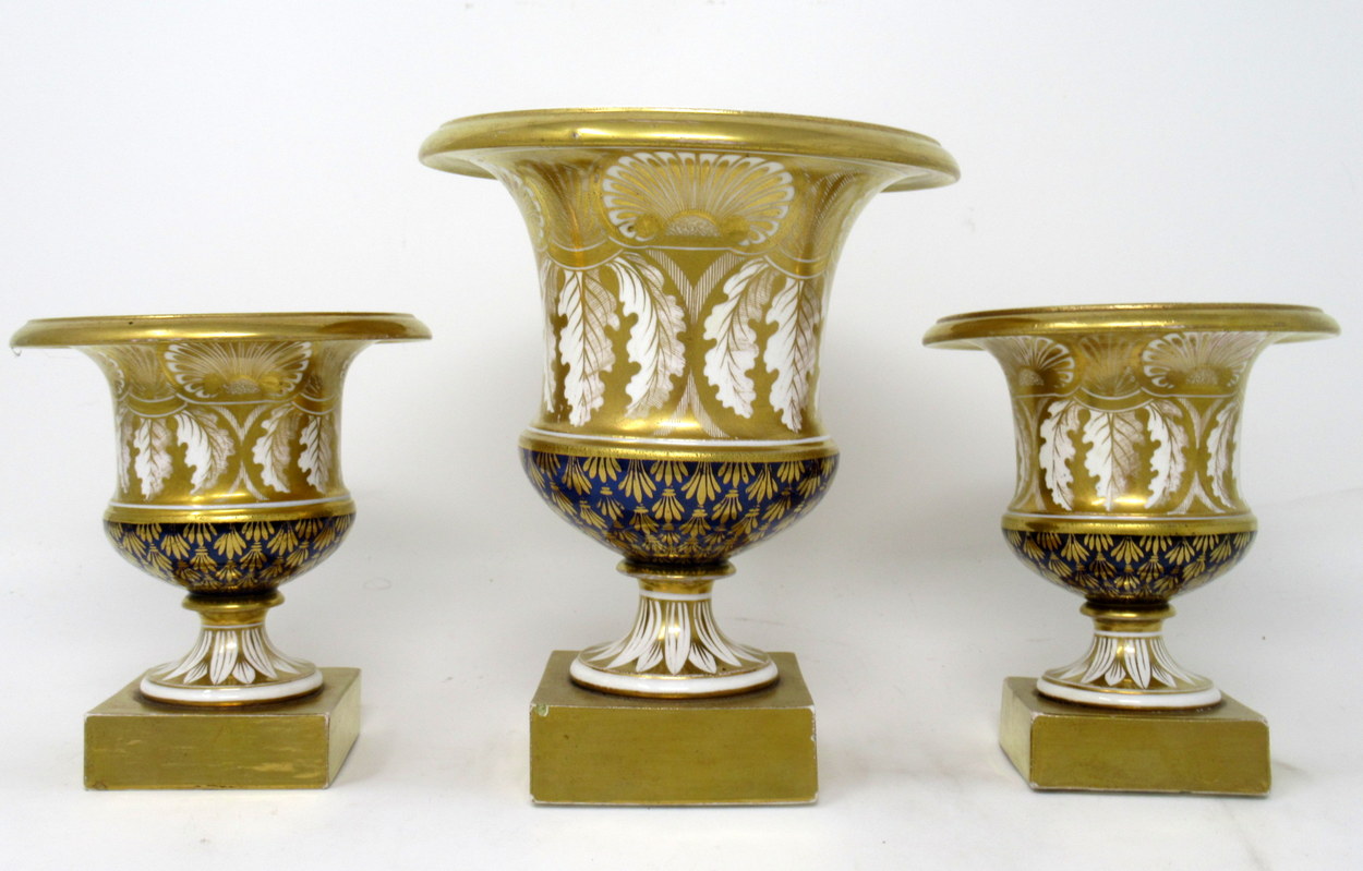 860. Very Rare English Minton Campana Gilded Garniture Circa 1810 - Image 3