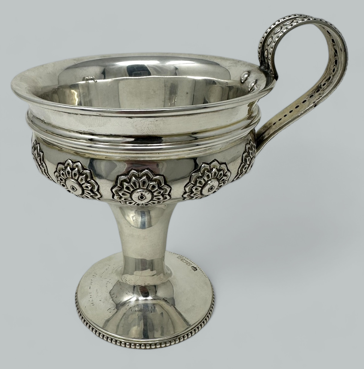 386. Antique English Sterling Silver Bowl Centerpiece Golden Goblet Troy Cup 1917 - Image 5