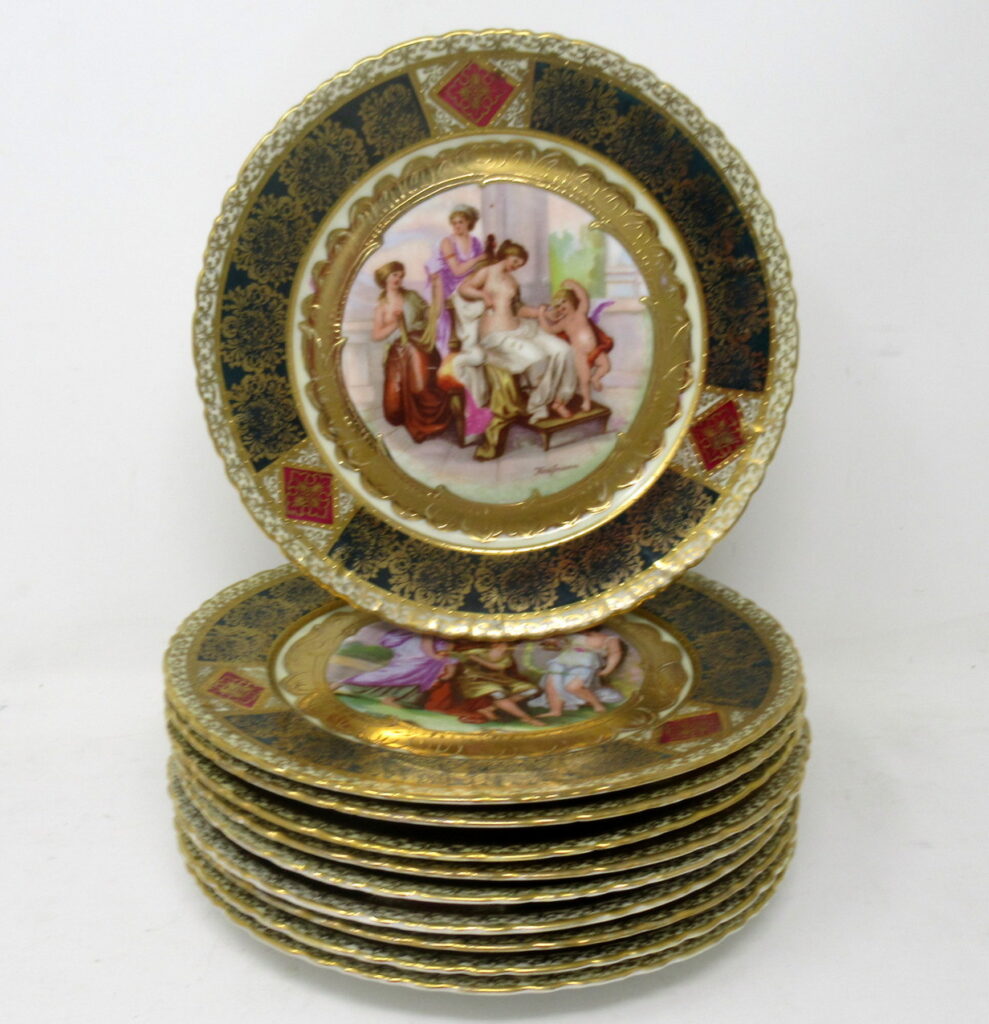 075. Set Austrian Royal Vienna Mythological Themed Angelica Kauffman Cabinet Plates