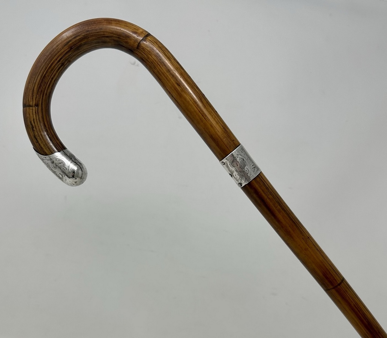 325. Antique Vintage Lady's Gentleman's Walking Stick Sterling Silver Crook Handle - Image 2