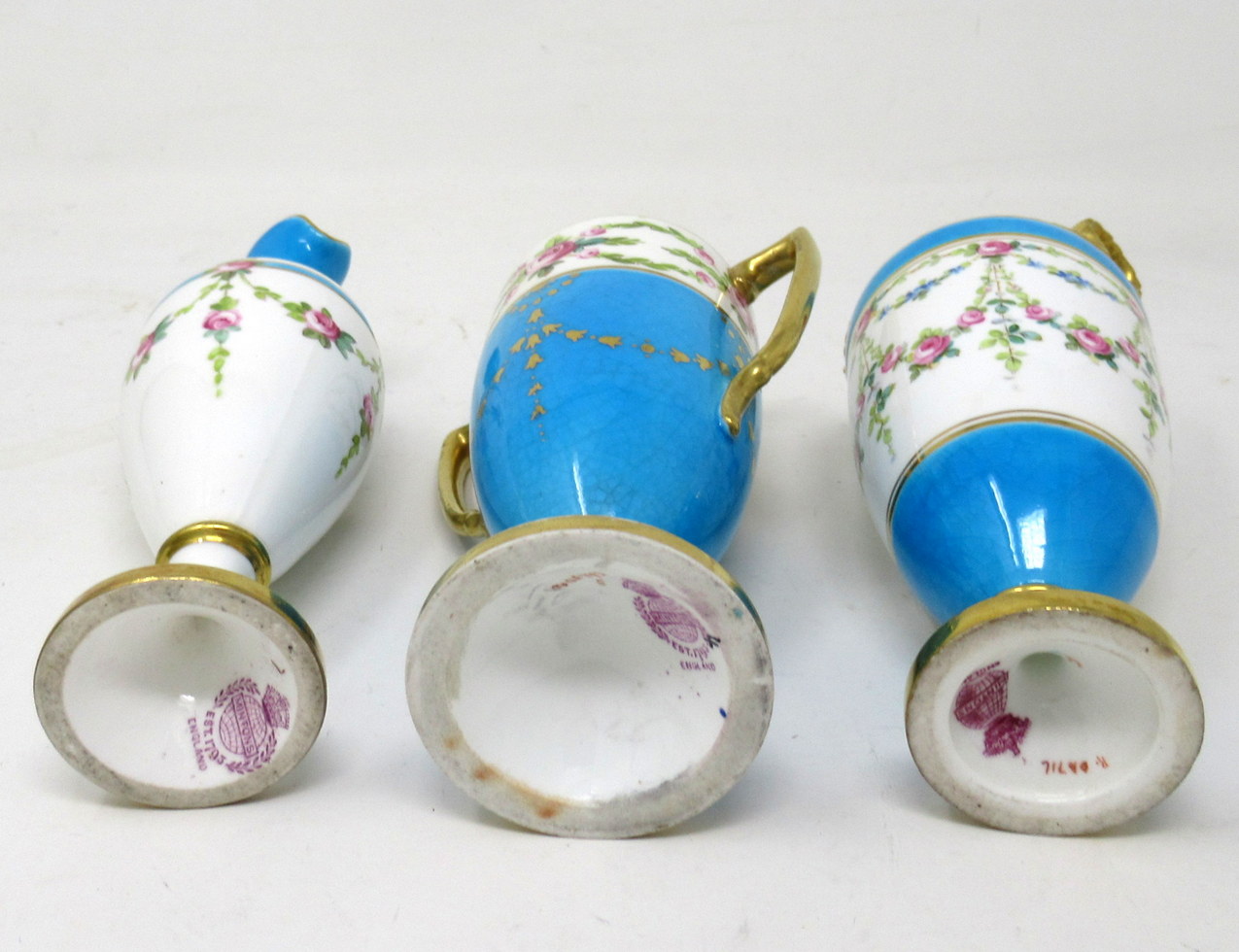 479. Antique Minton Staffordshire Porcelain Ewer Urn Vase Centerpiece Roses Turquoise - Image 4