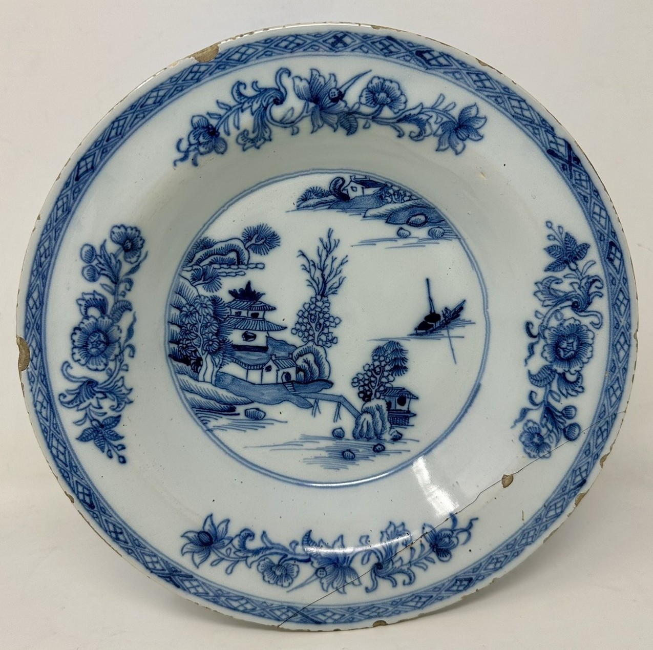 875. Antique Irish Dublin Delftware Blue White Chargers Plates Delamain Ireland Pair - Image 3