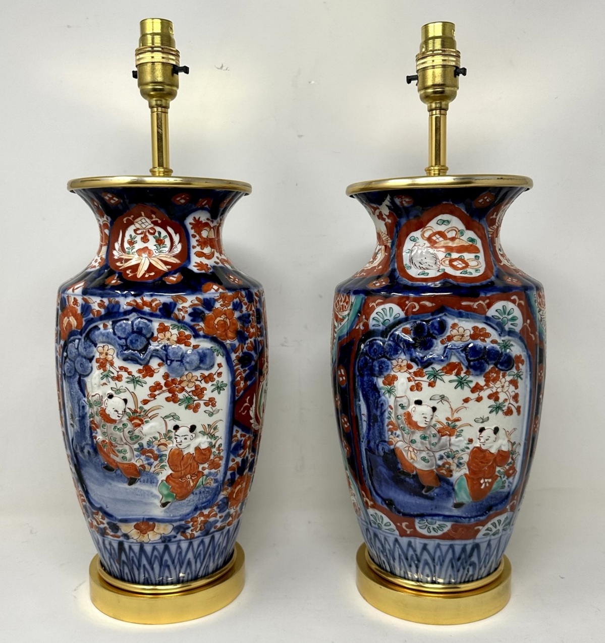 733. Antique Pair Japanese Chinese Imari Porcelain Ormolu Table Lamps Blue Red Gilt - Image 2