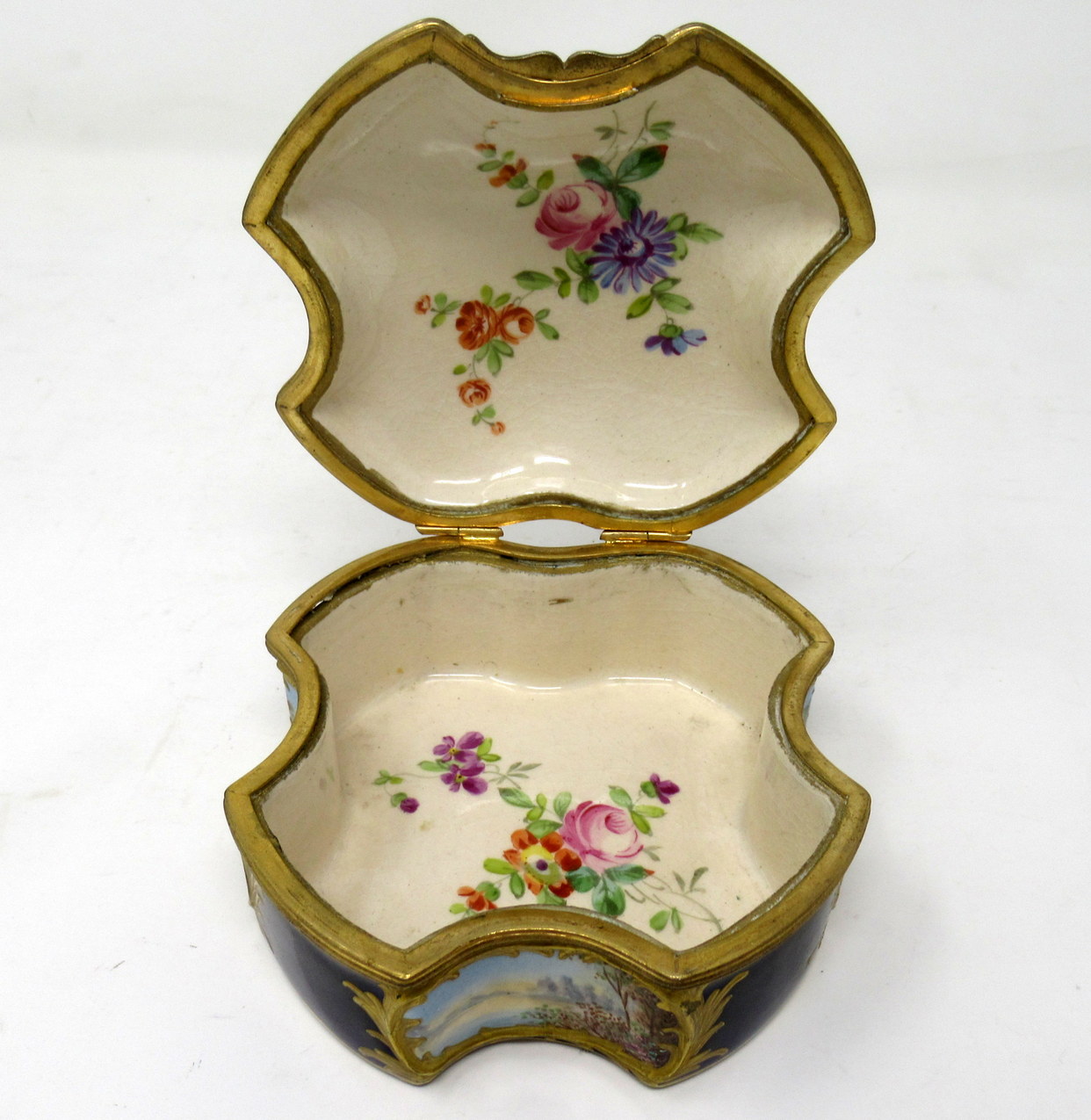 558. French Sevres Porcelain Hand Painted Jewellery Casket Ormolu Mounts 19th Century - Image 7