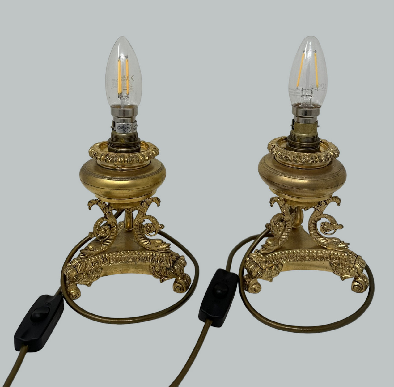 841. Antique Pair of French Doré Bronze Neoclassical Ormolu Gilt Candlesticks Lamps - Image 4