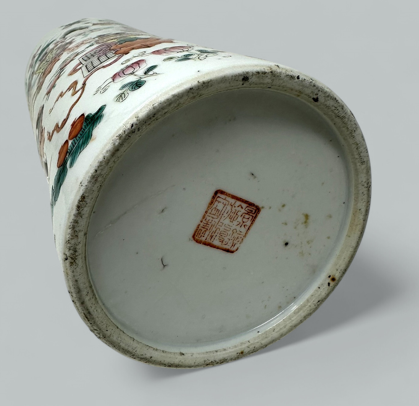 758. Antique Famille Rose Medalion Canton Cantonese Chinese Porcelain Wig Hat Stand - Image 10