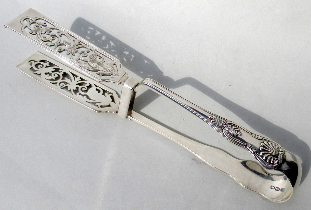 243. Superb Heavy Gauge Silver Asparagus Tongs William Hutton Sons London 1897 - Image 2
