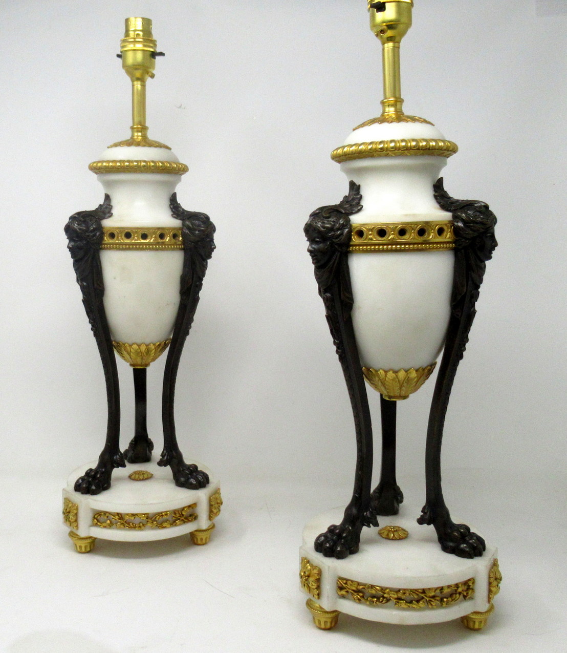 684. Antique Pair of French Ormolu Gilt Bronze White Cream Marble Urns Table Lamps