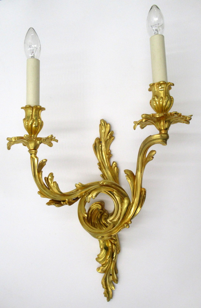 346. Antique Pair of Ormolu Gilt Bronze Twin Light Wall Candle Sconces Appliques 19Ct - Image 3