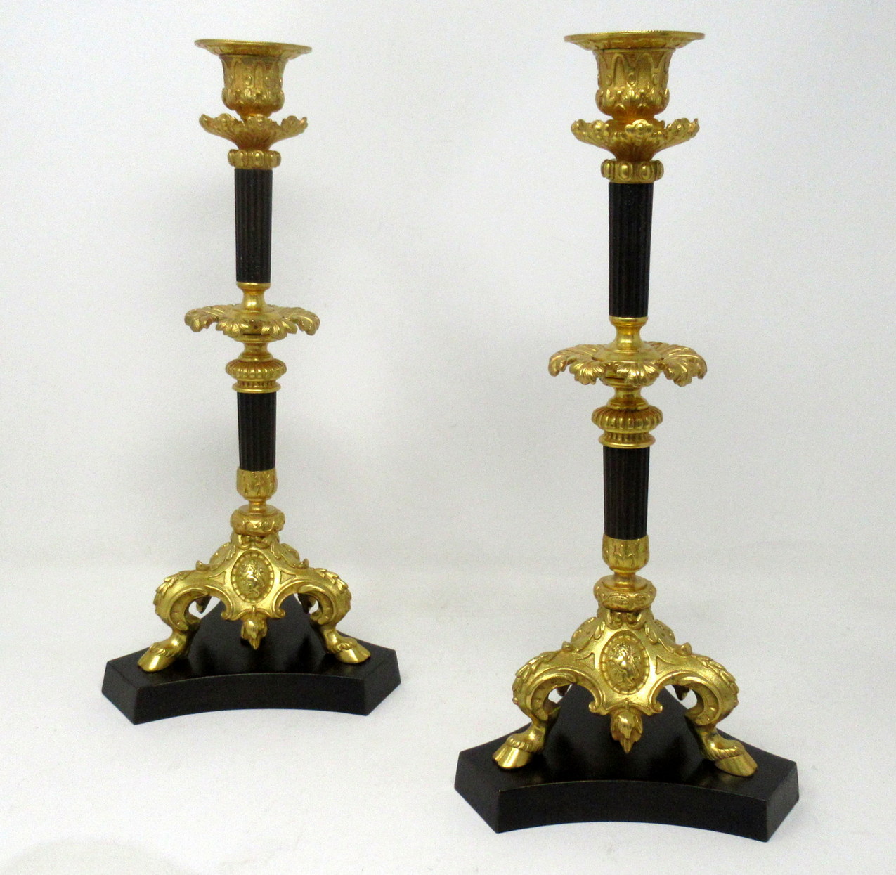 433. Antique Pair French Ormolu Gilt Bronze Dore Twin Arm Candelabra Candlesticks 19C - Image 2