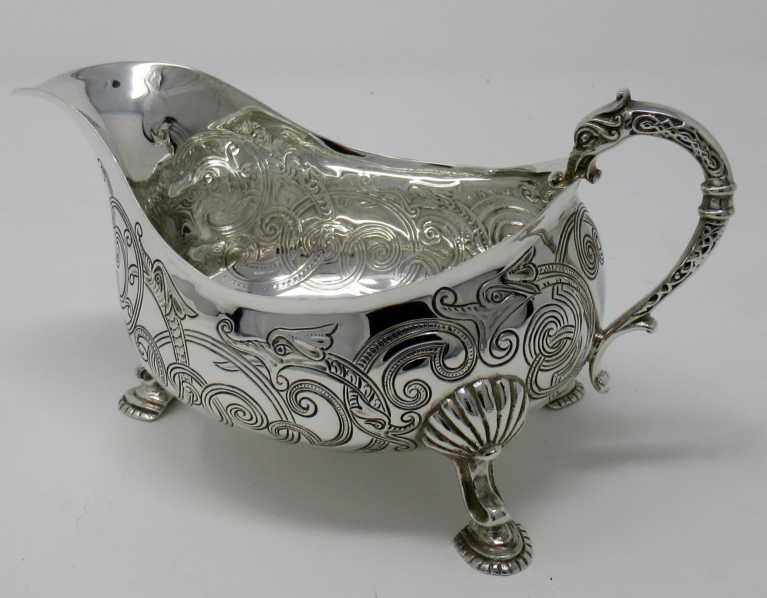 190. Irish Commemorative Silver Gravy Boat by Alwright Marshall Dublin 1966. 8ozs - Image 2