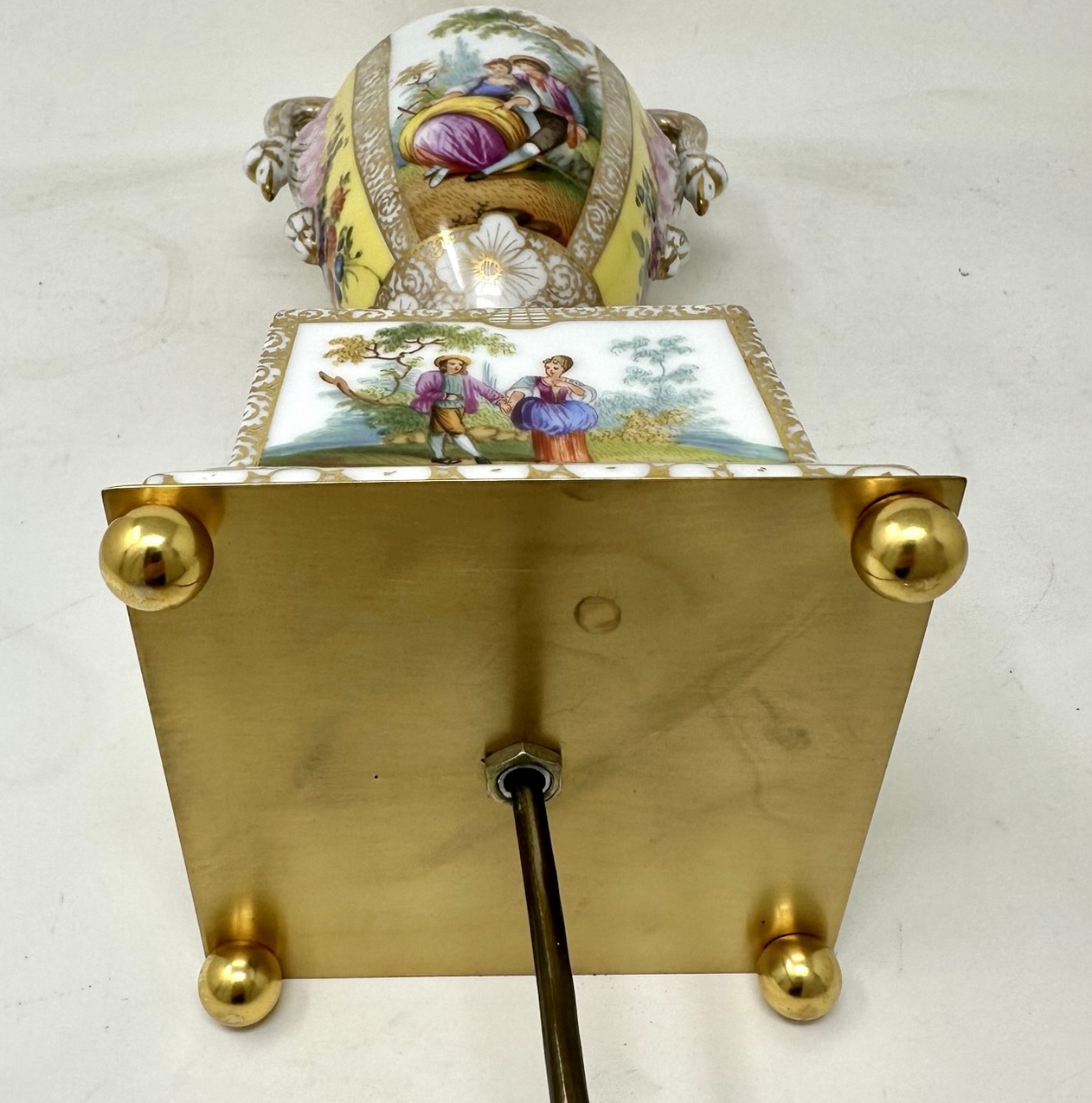 075. Antique Pair Austrian Royal Vienna Beehive Porcelain Gilt Mounted Table Lamps - Image 11