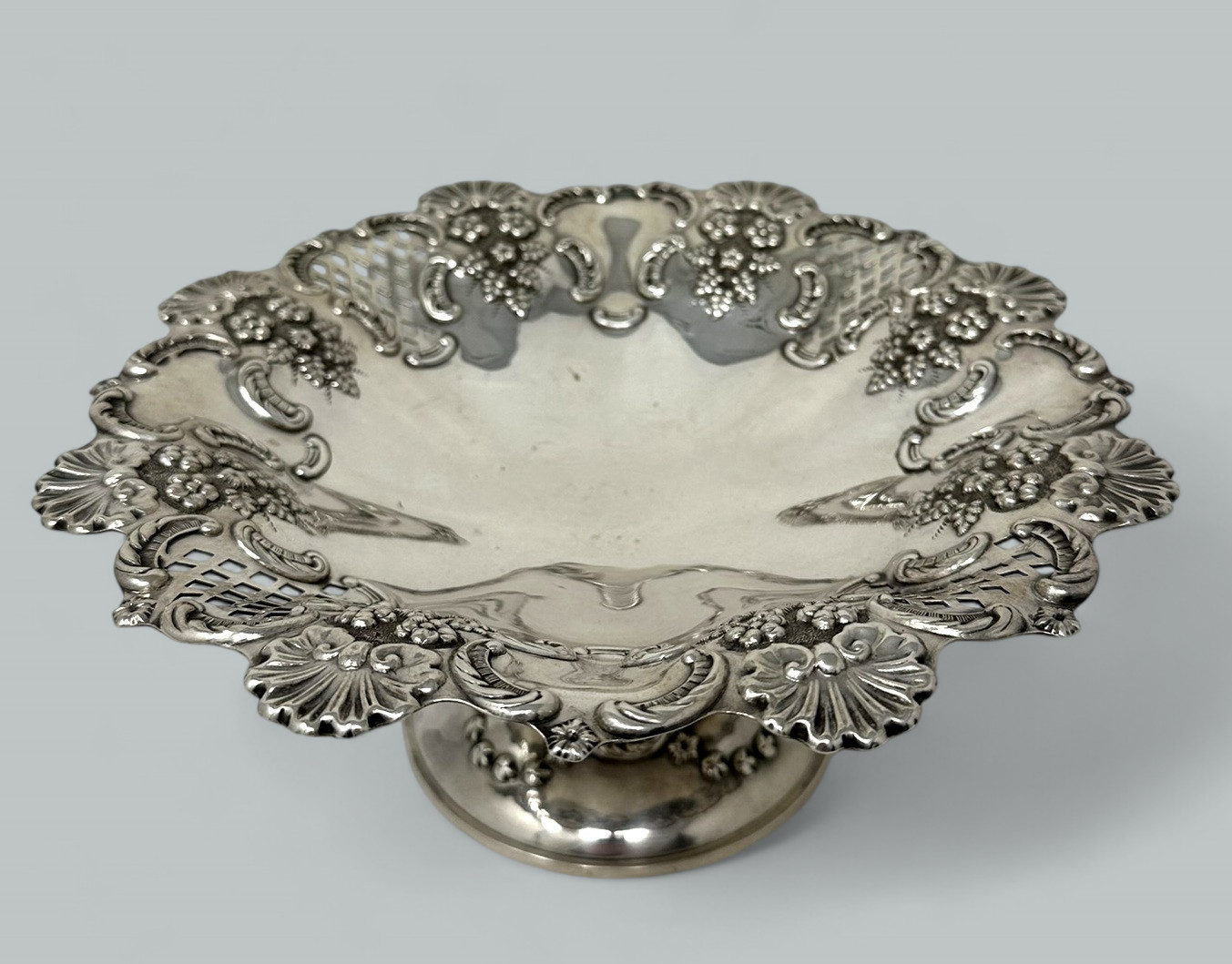 111. Antique Victorian English Silver Plated Tazza Compot Centerpiece Elkington and Co - Image 5