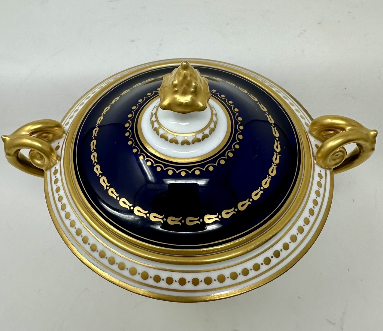 952. Antique English Crown Derby Urn Vase Centerpieces Albert Gregory Still Life 1913 - Image 5