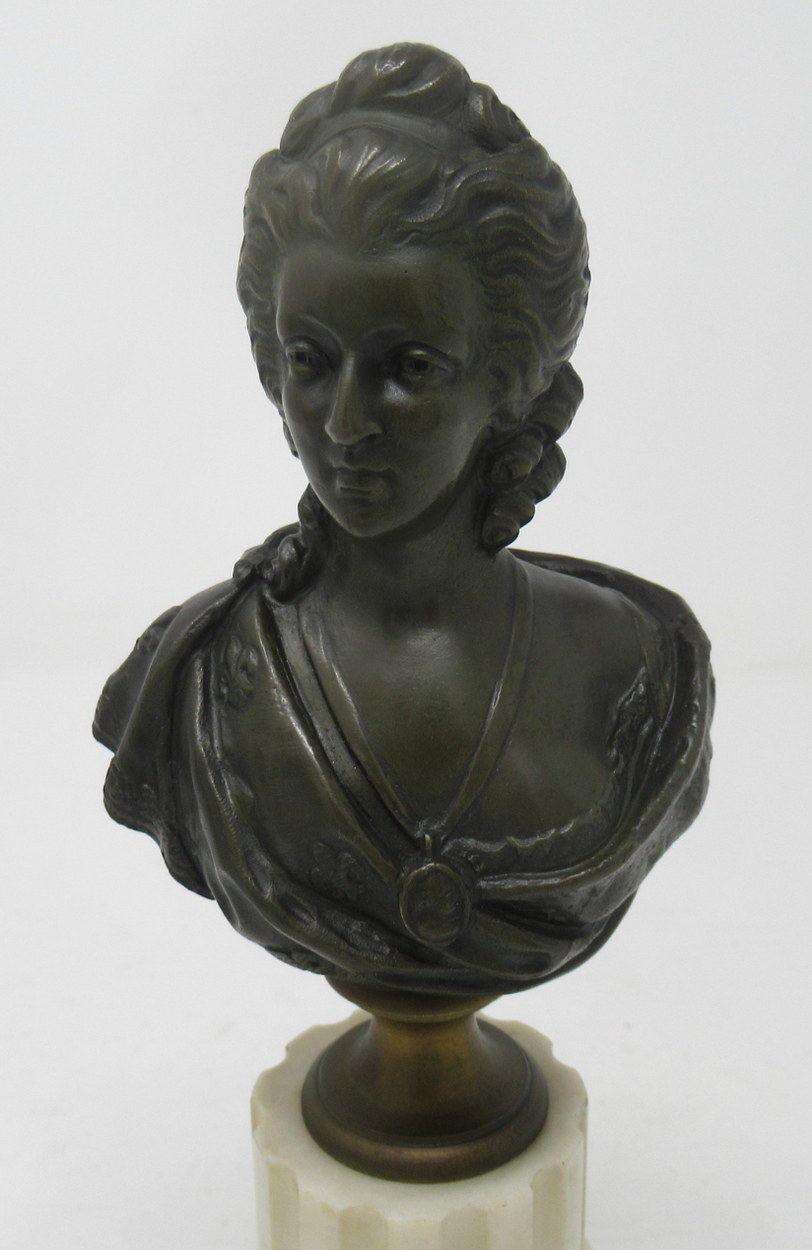 859. Fine Pair Grand Tour French Marble Bronze Busts Marie Antoinette Louis XVI 19Ct - Image 9