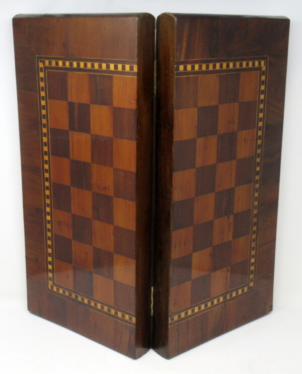 864. Rare Irish Killarney Arbutus Wood Backgammon Chess Set 19th Century