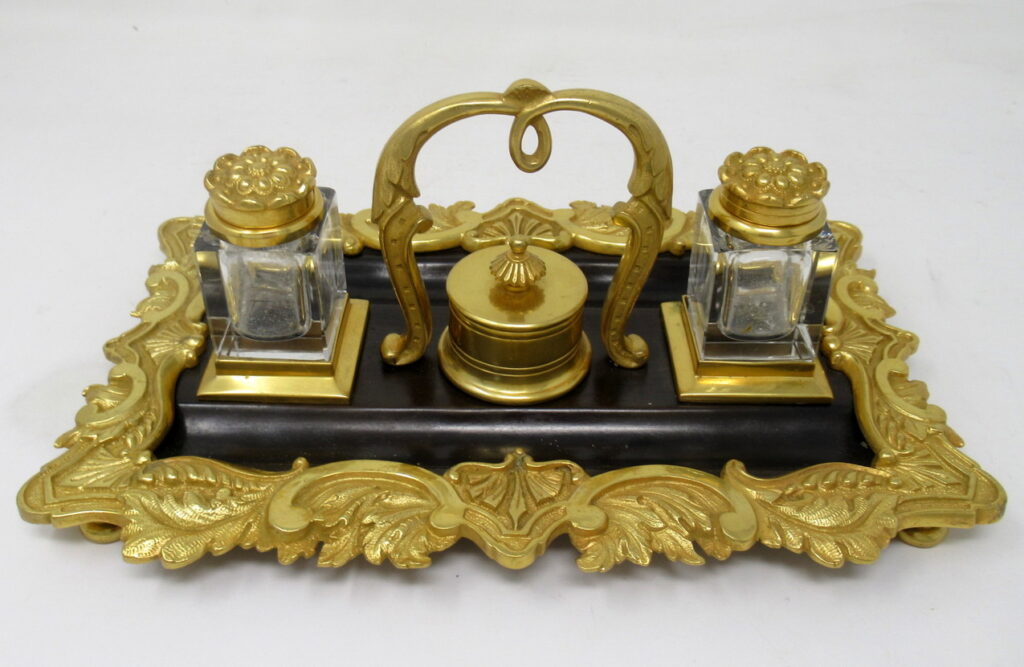 166. Antique French Ormolu Bronze Desk Set Encrier Inkwell Art Nouveau Grand Tour 19C