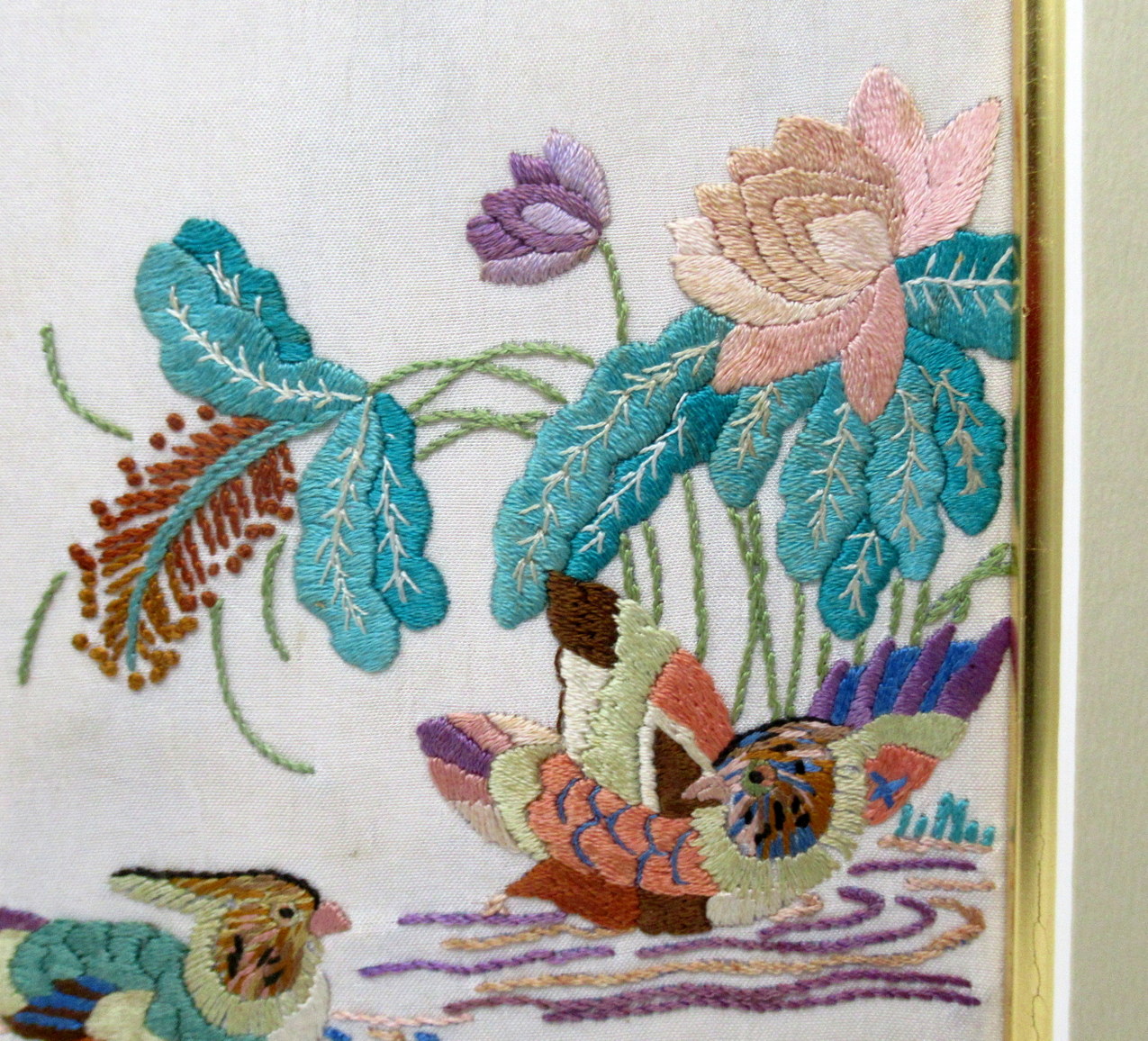 648. Antique Pair of Chinese Hand Embroidered Silk Pictures Panels Irish Interest - Image 8