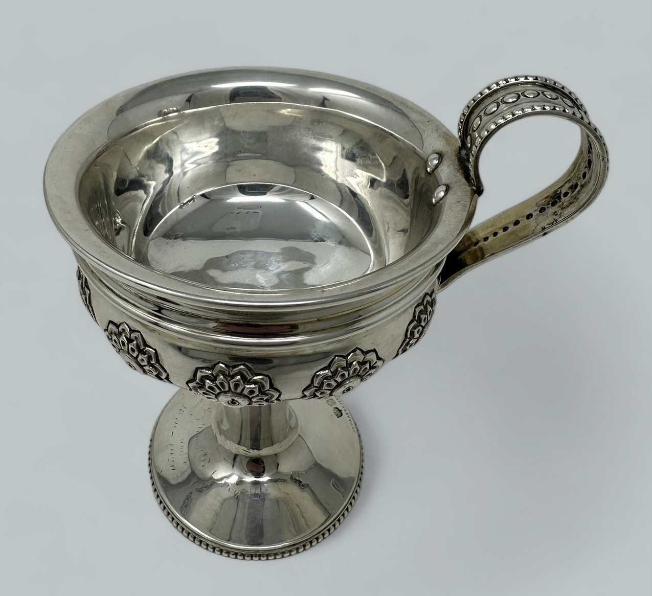 386. Antique English Sterling Silver Bowl Centerpiece Golden Goblet Troy Cup 1917 - Image 6