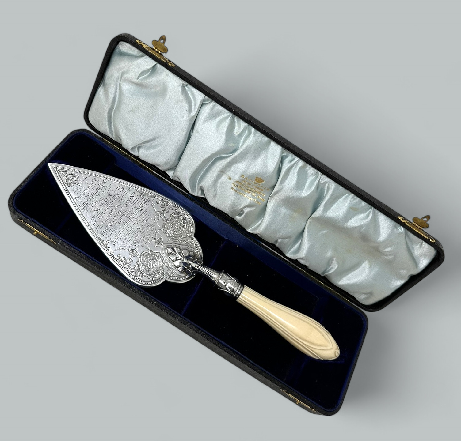 230. Antique English Sterling Silver Brick Layers Trowel Bone Handle Henry Wilkinson - Image 2