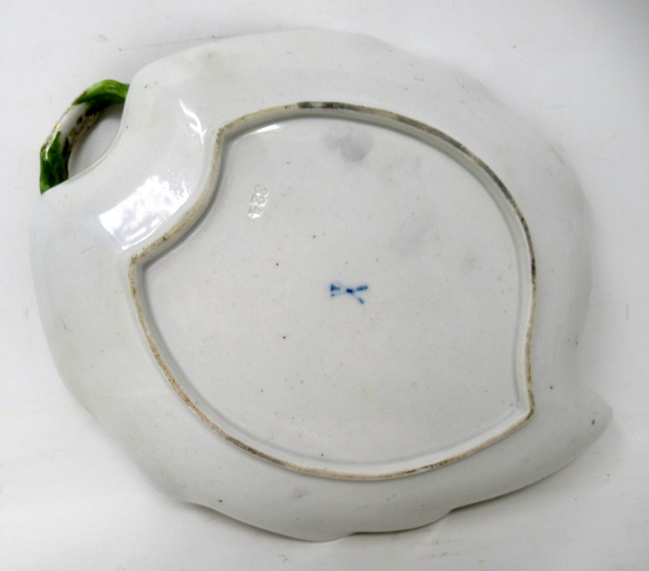 587. Antique Pair German Dresden Meissen Still Life Flowers Cabinet Leaf Form Plates - Image 7