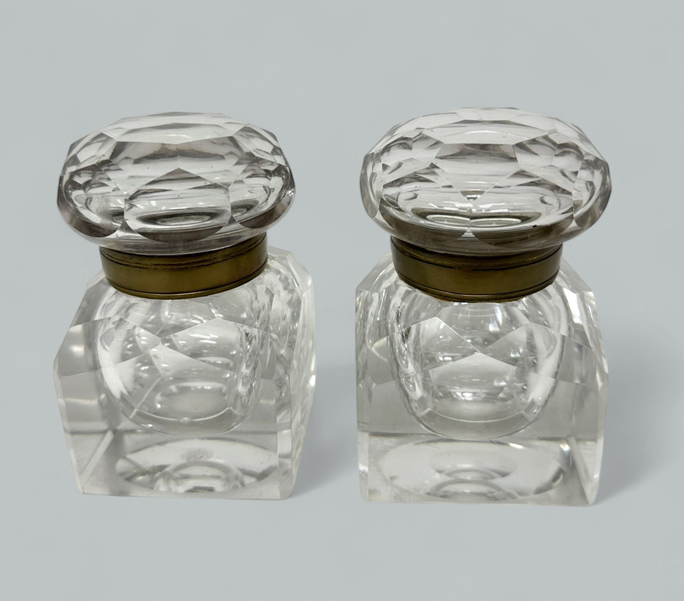 301. Antique Jennings and Bettridge Grand Tour Papier Mache Desk Set Inkstand Encrier - Image 8