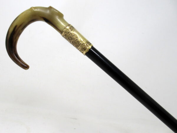 094. Antique Vintage Ladies Gentleman's Walking Stick Gold Plated Cow Horn Handle