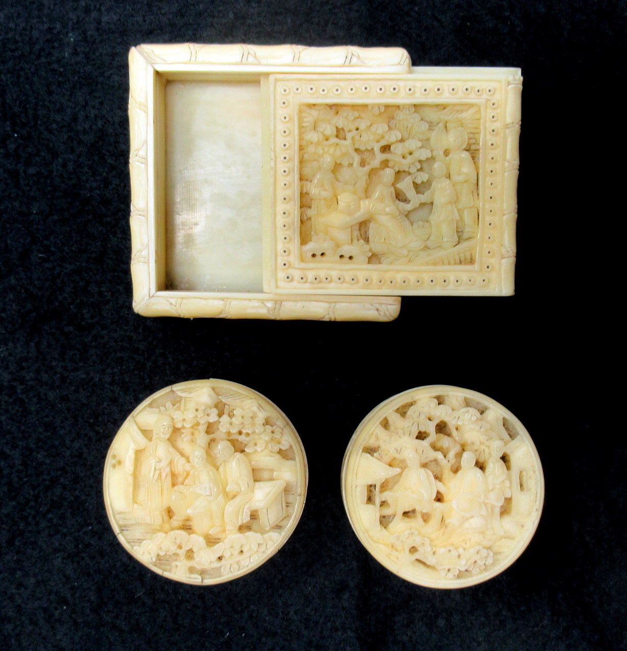 991. Collection Chinese Canton Carved Ivory Boxes with Mother Pearl Counters early 19thCt - Image 2