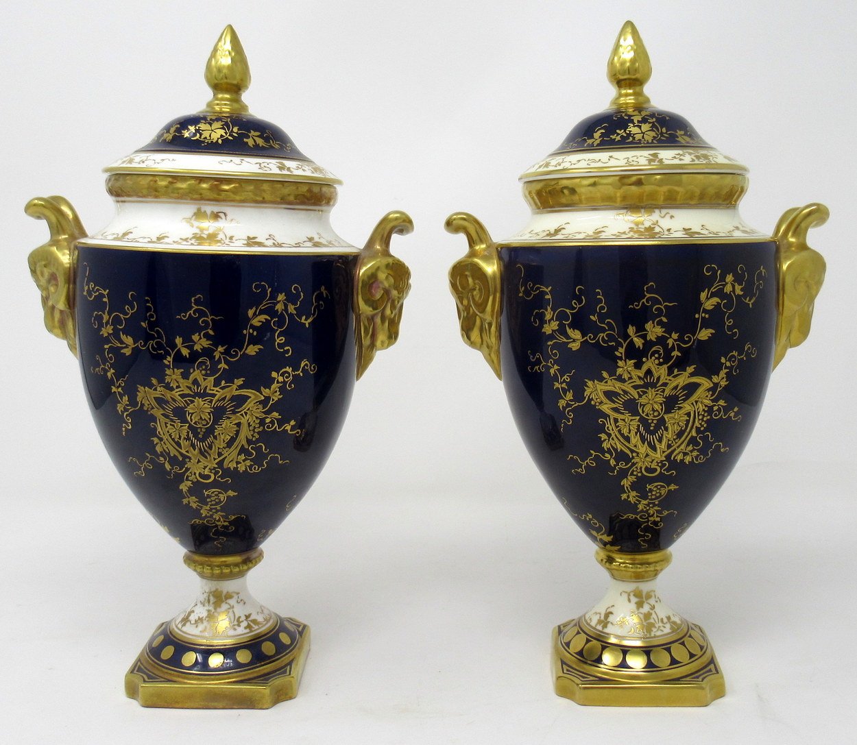 670. Fine Pair Coalport Urns Hand Painted Signed Richard Budd. E. Robinson 20thCt - Image 3