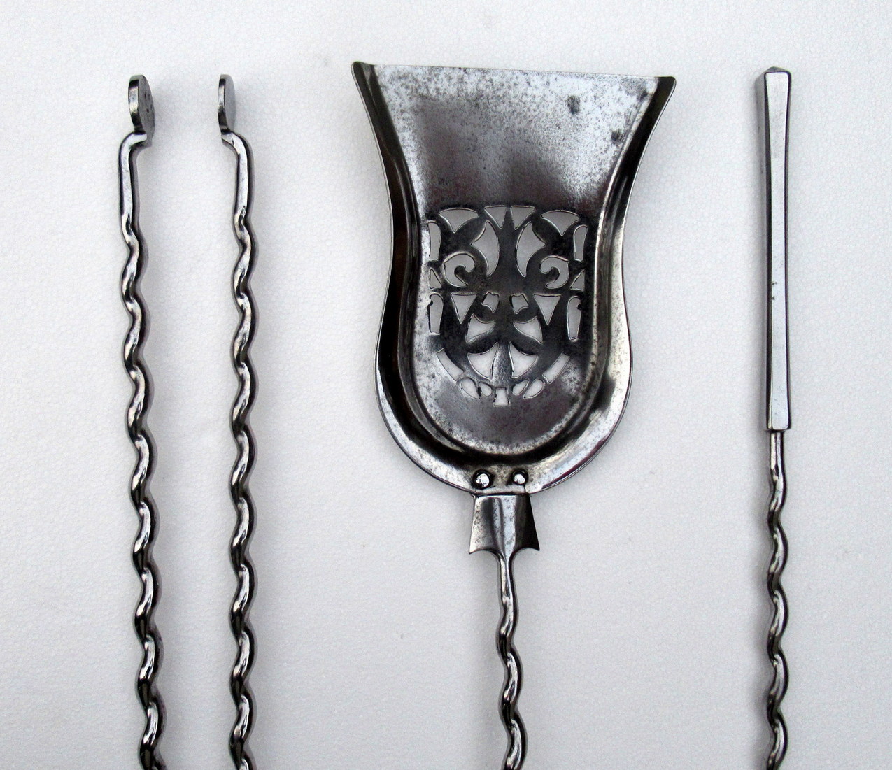 117. Set English Georgian Regency Burnished Steel Gold Plated Fire Tools Irons 18Ct - Image 5