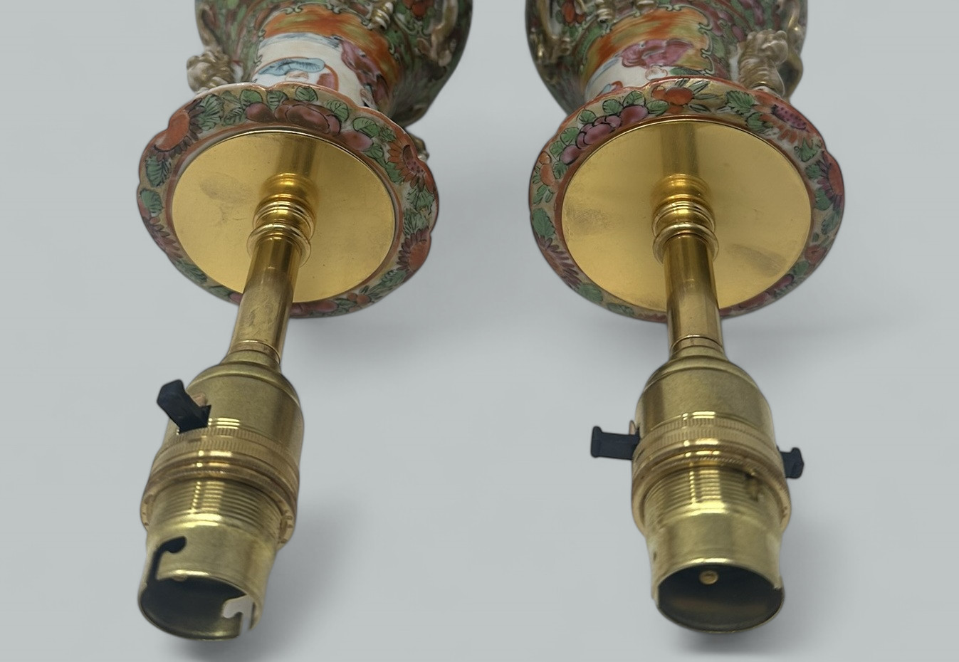 762. Antique Famille Rose Medallion Canton Cantonese Ormolu Chinese Table Lamps Pair - Image 10