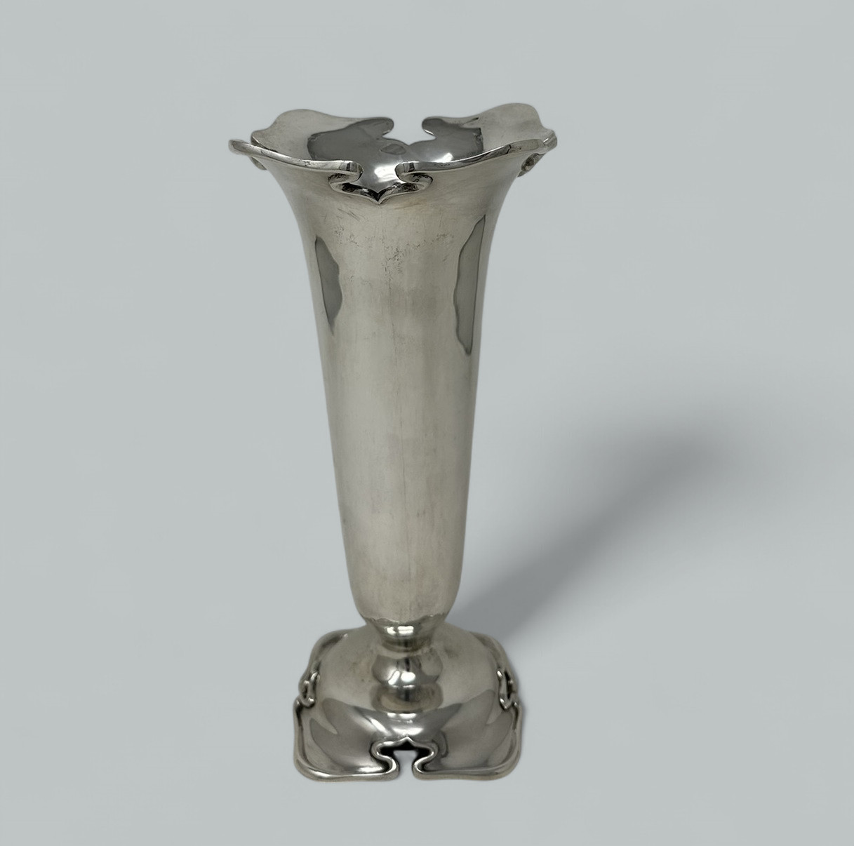 765. Antique English Sterling Silver Trumpet Urn Vase Centerpiece Art Nouveau 1906 - Image 2