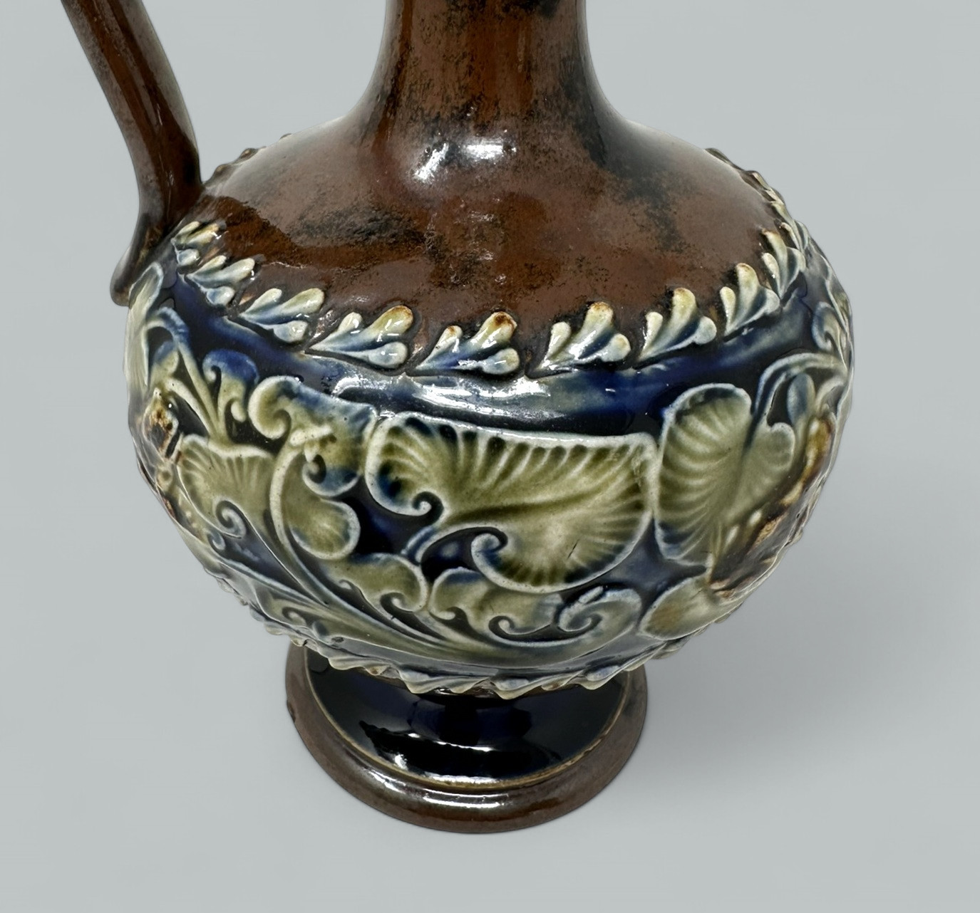 128. Antique Pair English Porcelain Royal Doulton Art Nouveau Ewers Pitchers Urns - Image 6