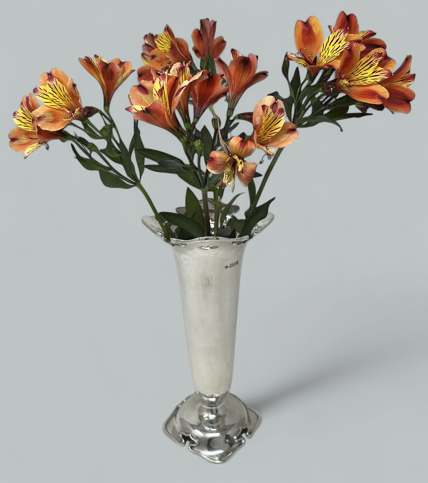 765. Antique English Sterling Silver Trumpet Urn Vase Centerpiece Art Nouveau 1906 - Image 8