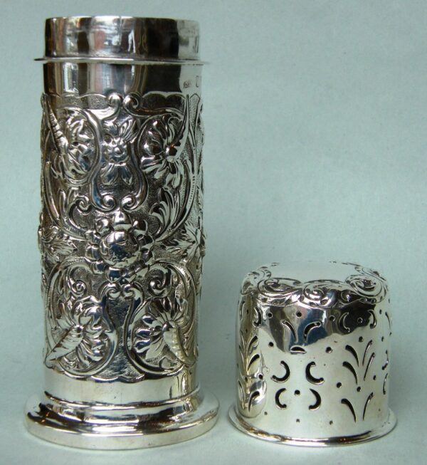 218. Rare Irish Silver Muffineer Charles Lamb Dublin 1901. 8.9ozs