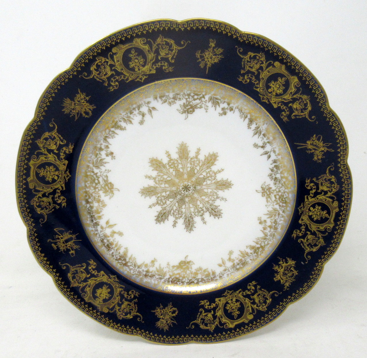 538. Set French Cobalt Blue Gilt Cabinet Plates Limoges France Charles Field Haviland - Image 3