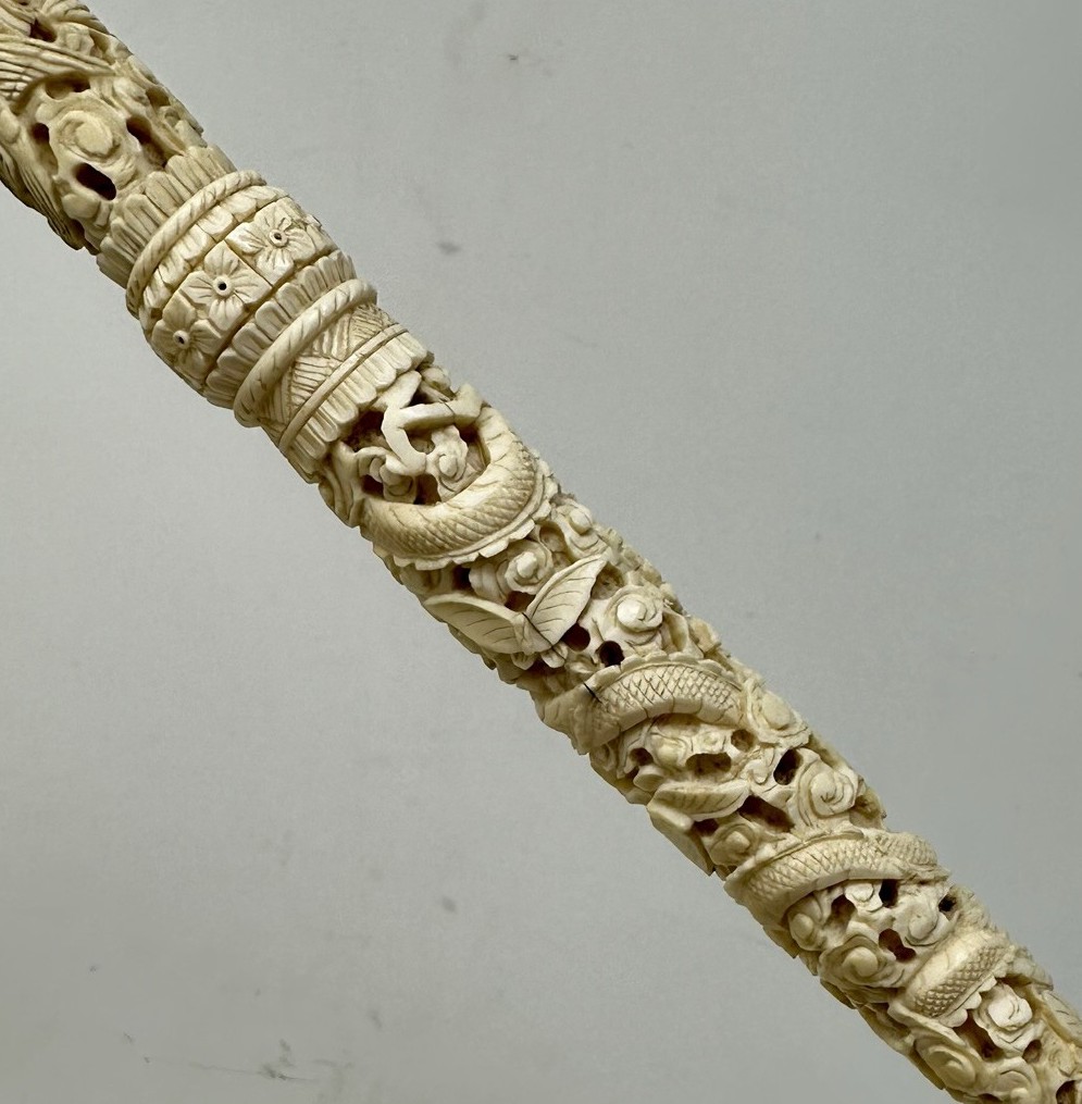 688. Antique Victorian Vintage Chinese Ivory Bovine Walking Stick Cane Carved Dragon - Image 12