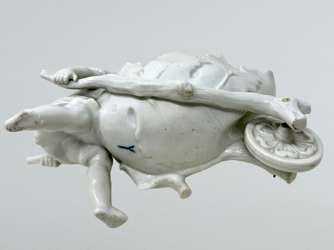 182. Antique Pair German Meissen Blanc de Chine Porcelain Centerpieces Putti Cherubs - Image 7