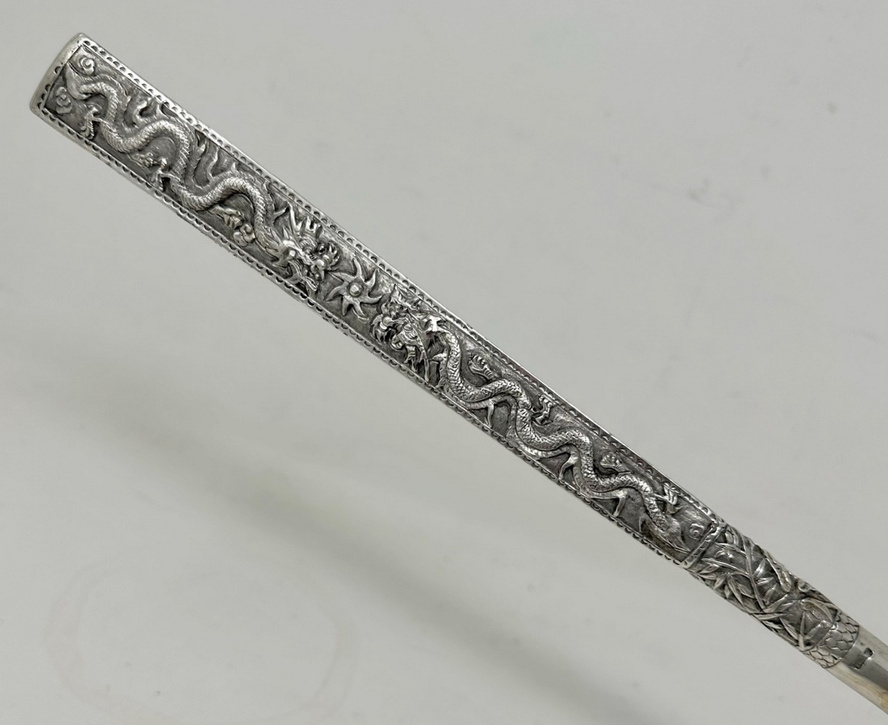 325. Antique Asian Chinese Sterling Silver Lady's Walking Swagger Stick Cane Dragons - Image 4
