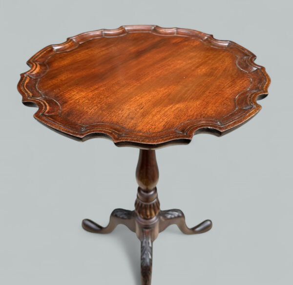 393. Antique English Mahogany Georgian Style Tray Top Occasional Table Circular Wine